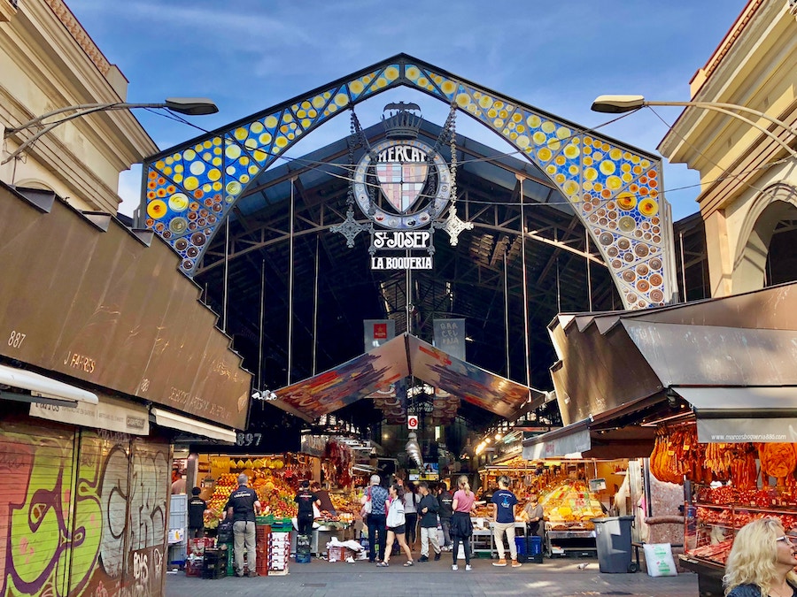 image of the entrance to Boqueria market in Barcelona