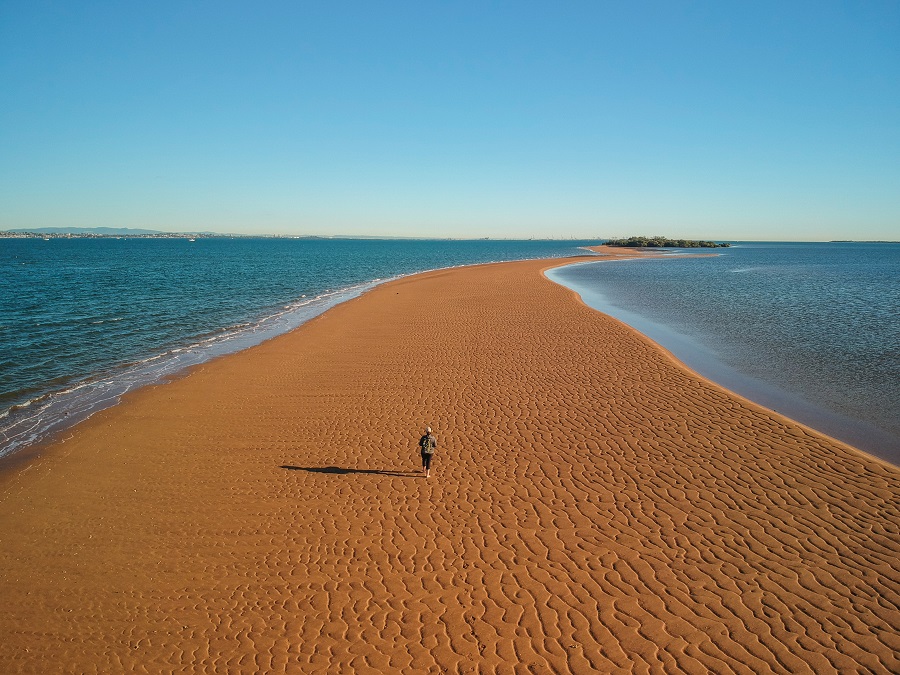 view of the sand bar connecting King Island